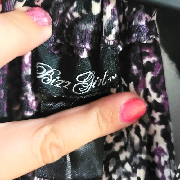 Long dress - Picture 2 of 2